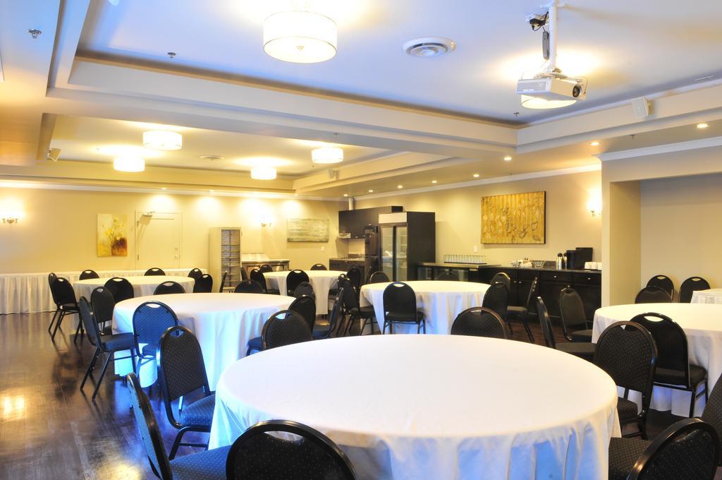 Ramada By Wyndham Emerald Park/Regina East Extérieur photo